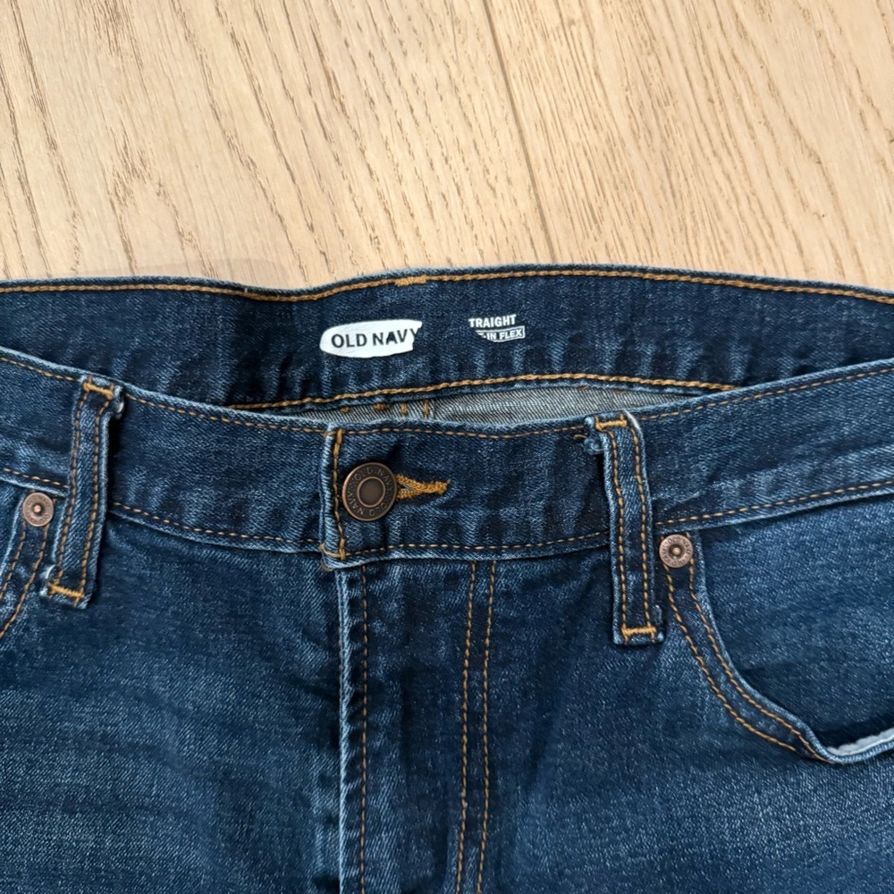 ❤️Old Navy - Blue Slim/Straight Jeans - 33x32 - Picture 3 of 4